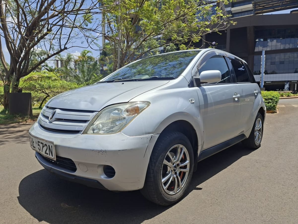 Toyota Ist