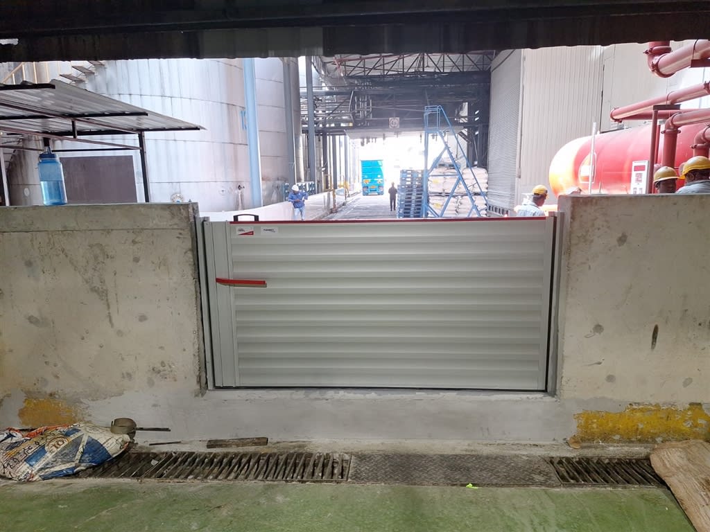 FX Swing Gate for Chemical Spillage