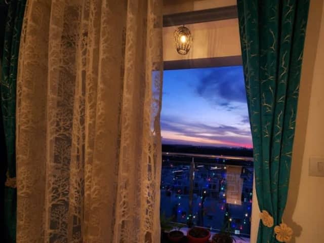 Fully Furnished Room in 3BHK near Wipro — bedroom interior view