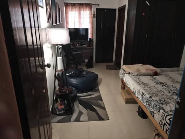 Private Room with Attached Washroom in 3BHK at Viceroy Sagar, Kasavanahalli — verified flat photo 1