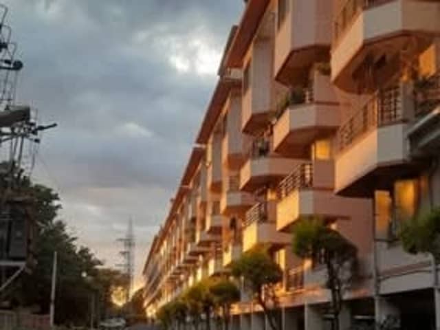 Private Room in 3BHK at Shriram Spandhana, Domlur — living area and home amenities