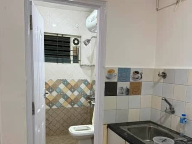 1 BHK Fully Furnished Flat Available for Rent & Sharing — bedroom interior view