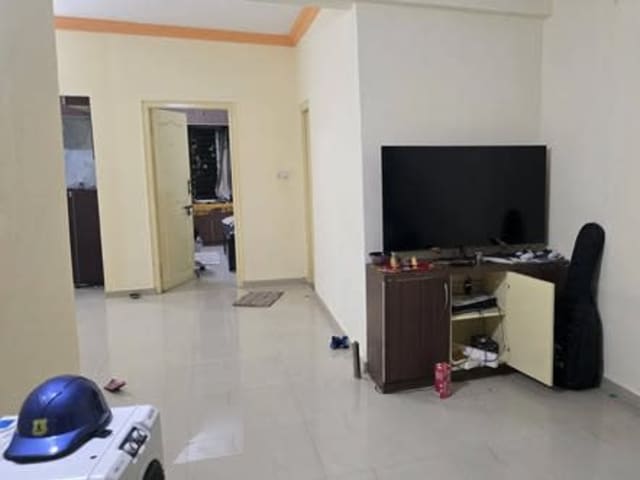 Fully Furnished Room in 2BHK at SLV Residency, Munnekollal — property photo 1 of 5
