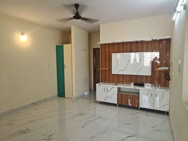1 BHK Flat in Murgeshpalya — property photo 1 of 6