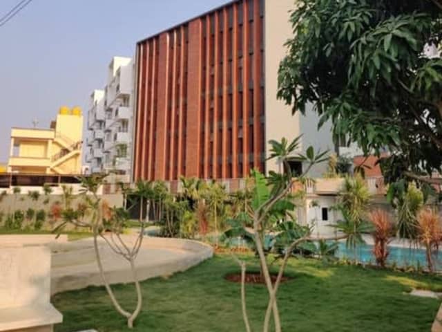 Room in 3BHK flat for female flatmate — bedroom interior view