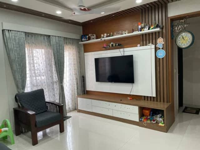 3BHK Semi-Furnished Apartment in Varthur — verified flat photo 1