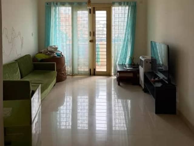 2BHK in Vaswani Tranquil with semi-furnished room — property photo 1 of 5