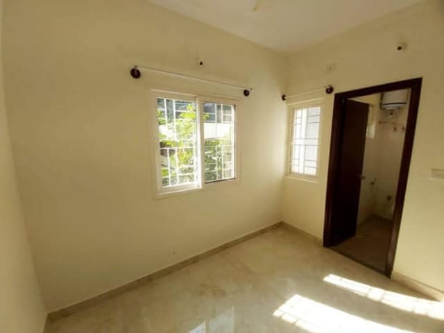 2BHK in Victoria Layout near Brigade Road — verified flat photo 1