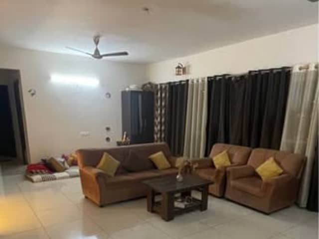 Female Flatmate Required | Sarjapur Road | Fully Furnished 3 BHK — living area and home amenities