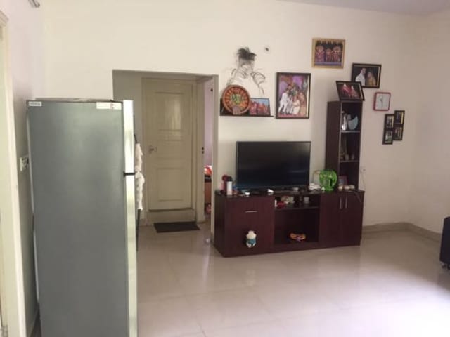 Semi Furnished 2 BHK near Marathahalli Bridge — verified flat photo 1