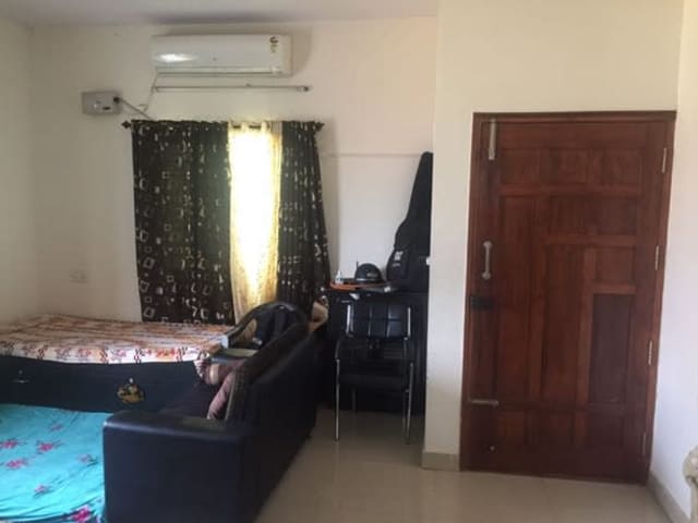 Semi Furnished 2 BHK near Marathahalli Bridge — living area and home amenities