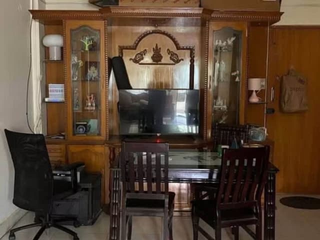 Fully Furnished Room Available in 3BHK | Spice Garden / Marathahalli — bedroom interior view