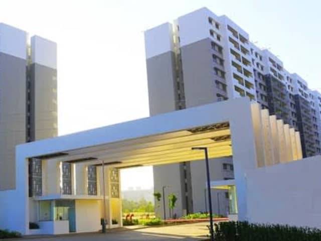 2 BHK Semi-Furnished Apartment for Rent — verified flat photo 1