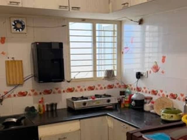 2BHK Fully Furnished Apartment in Green Glen Layout — living area and home amenities