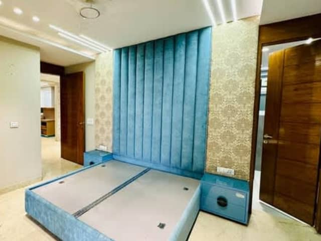 3BHK Semi Furnished Floor in BPTP Amstoria Sec 102 — bedroom interior view