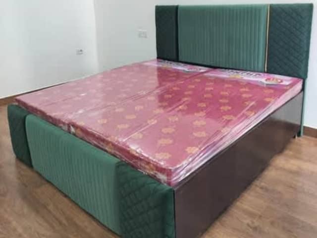 3+1 BHK Fully Furnished Builder Floor for Rent — bedroom interior view