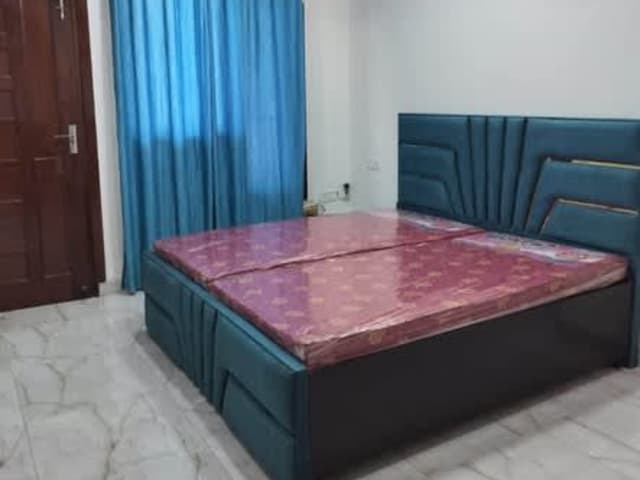 3+1 BHK Fully Furnished Builder Floor for Rent — living area and home amenities