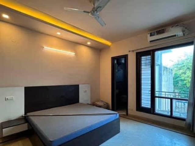LUXURY 3 BHK | FULLY FURNISHED | SECTOR 27 — bedroom interior view