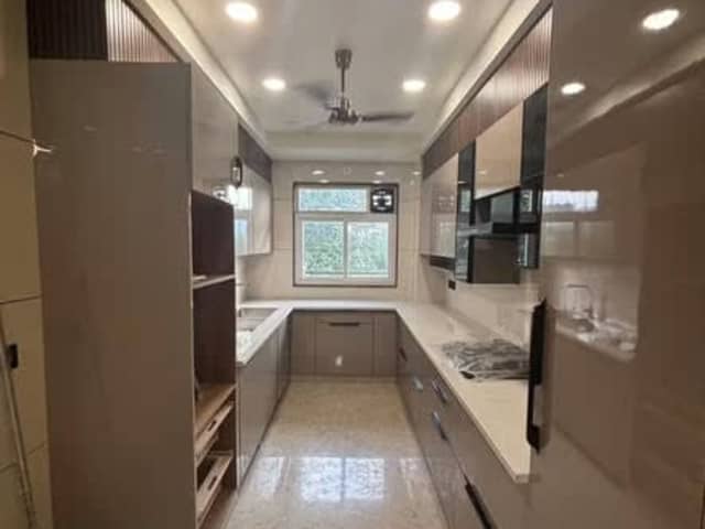 2 Rooms Available in Semi-Furnished 4BHK Builder Floor — living area and home amenities