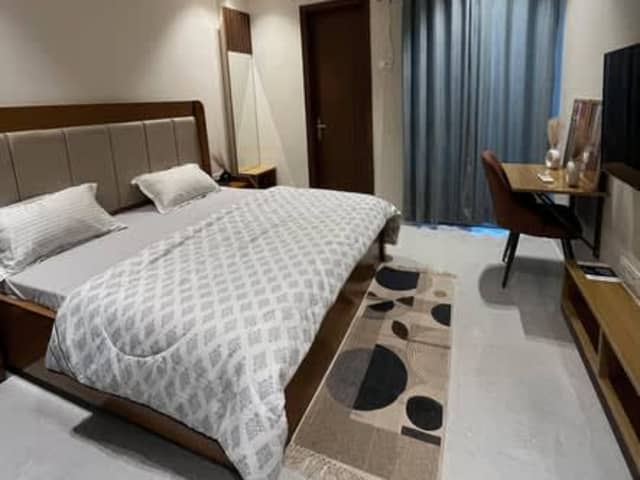 BRAND NEW 1 BHK | FULLY FURNISHED | SECTOR 57 — verified flat photo 1
