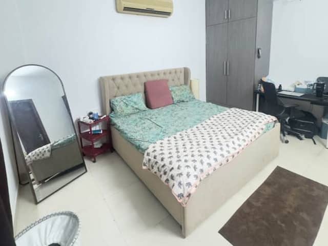3rd Flatmate Needed in Sector 55, Golf Course Road — verified flat photo 1