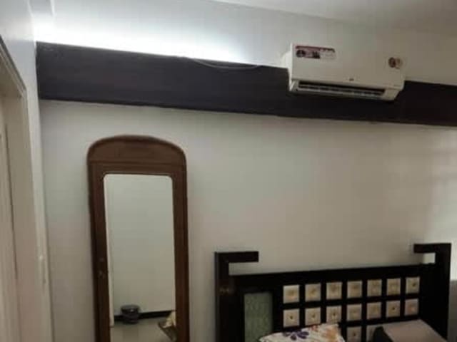 Private room in 3BHK, Sector 49, Gurgaon — bedroom interior view