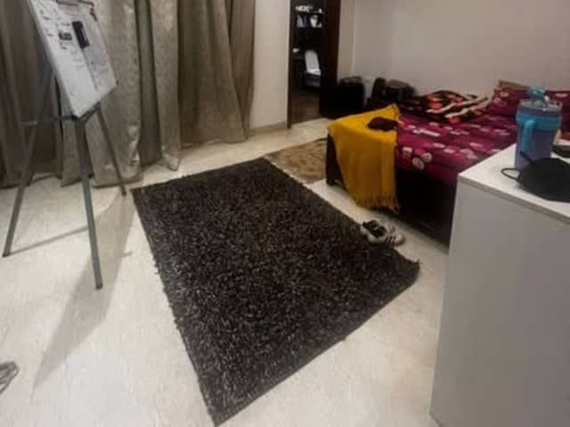 1 Room Available in 4BHK – DLF Phase 2 — bedroom interior view