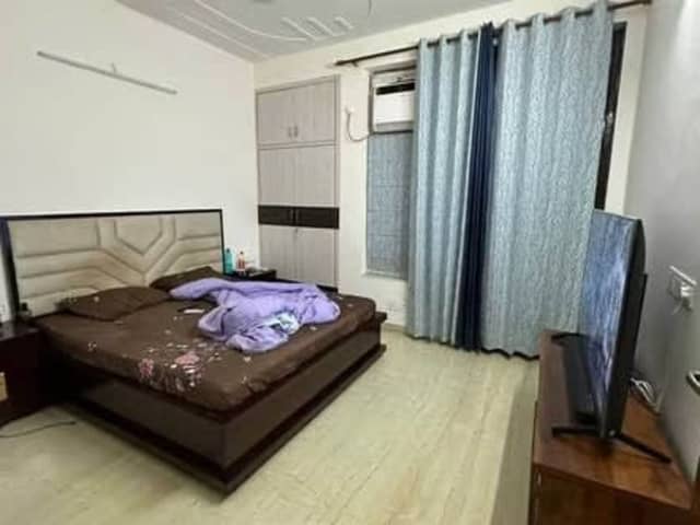 2 BHK Semi Furnished in Sec 47 — bedroom interior view