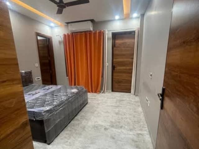 3BHK in Sec 23 Gurgaon — property photo 1 of 5