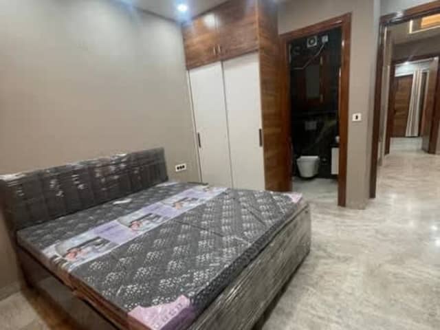 3BHK in Sec 23 Gurgaon — bedroom interior view