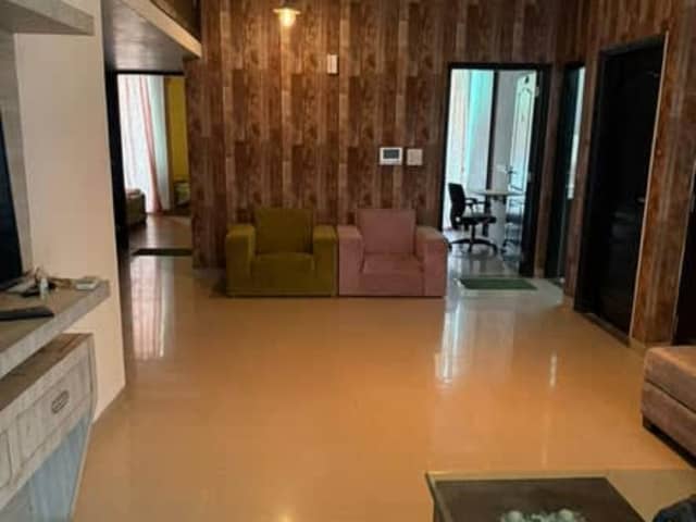 Female flatmate required in 3BHK, Sector-67, Gurgaon — living area and home amenities