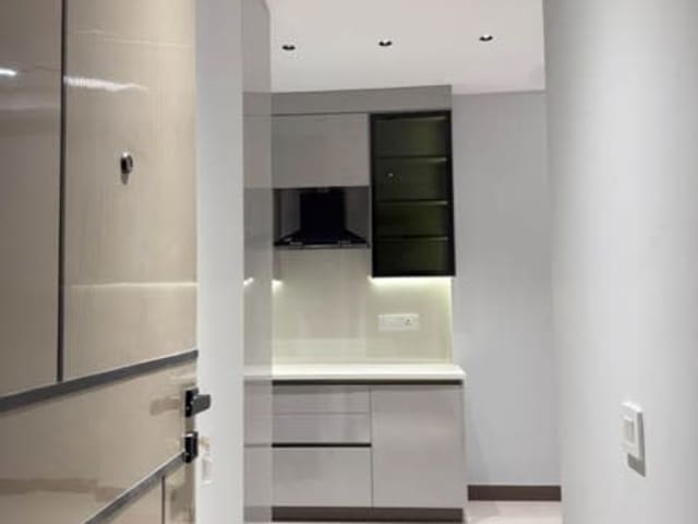 Luxury 1BHK Fully Furnished Floor for Rent — living area and home amenities