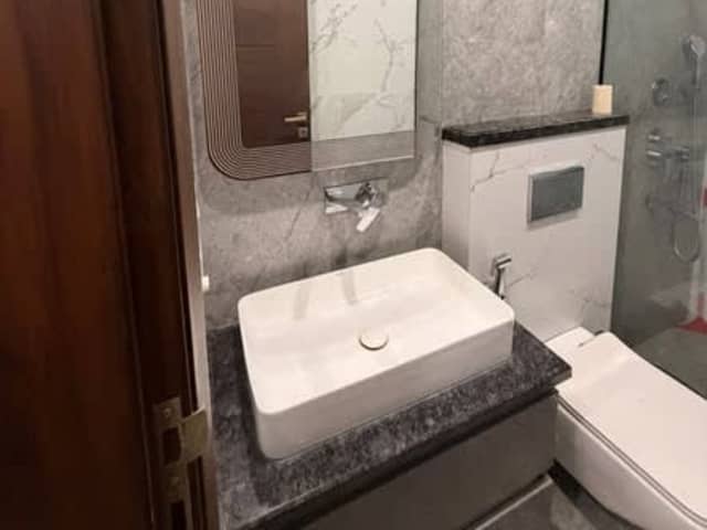 Luxury 3BHK in Sec 45 with Female Flatmates — bedroom interior view