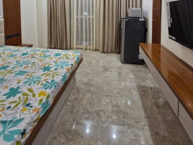 1RK Fully Furnished in Sector 55 — verified listing cover photo