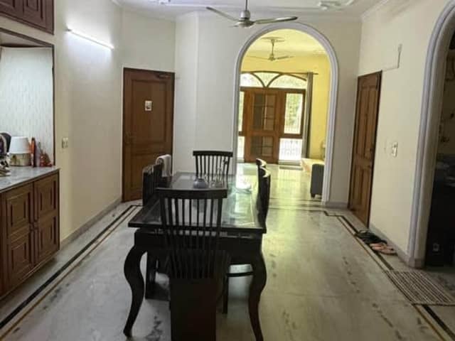 Fully Furnished 3BHK in Sushant Lok Phase 1 — verified listing cover photo