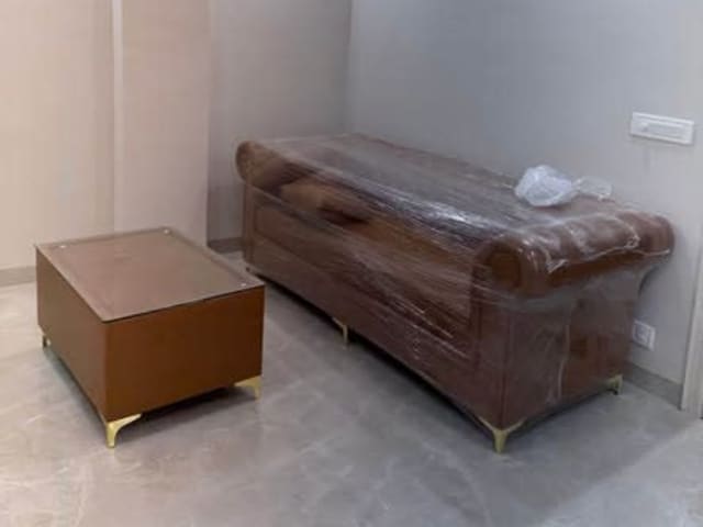 2 BHK Fully Furnished in Sec 28 — living area and home amenities