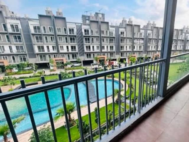 3BHK in Smartworld Orchard, Sector 61, Gurgaon — bedroom interior view