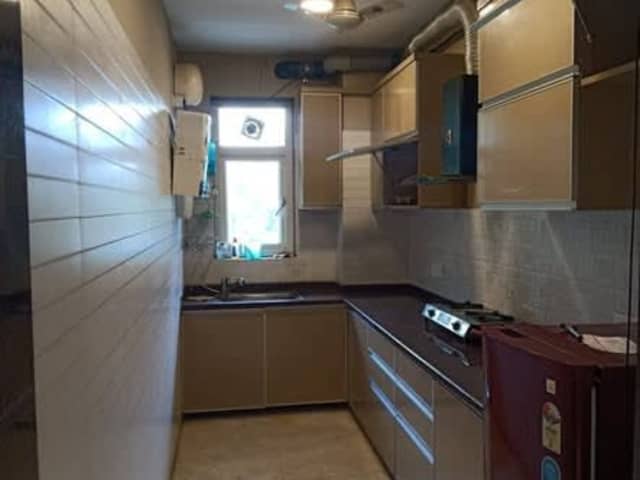LAVISH 3BHK & ROOM IN 3BHK FLAT ON RENT — living area and home amenities