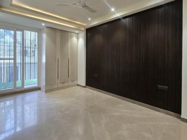 3 BHK FOR RENT – DLF PHASE 2, Gurgaon — property photo 1 of 5