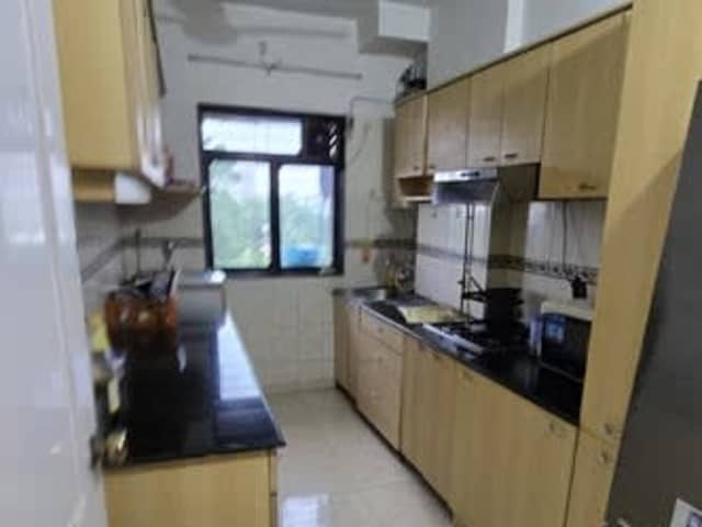 Female Flatmate Wanted in 2BHK Powai — bedroom interior view