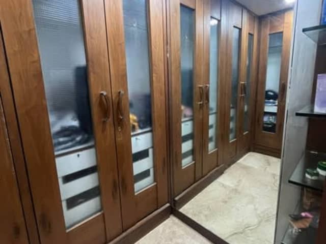 Female Flatmate Required for 3BHK near Vikhroli Station — living area and home amenities