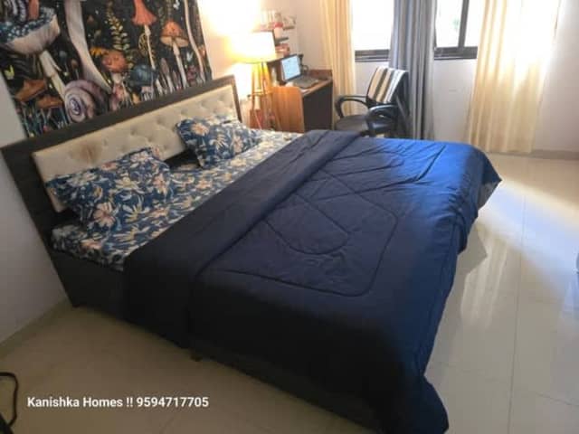 Spacious rooms in Kanakia Seven Marvel, Andheri East — bedroom interior view