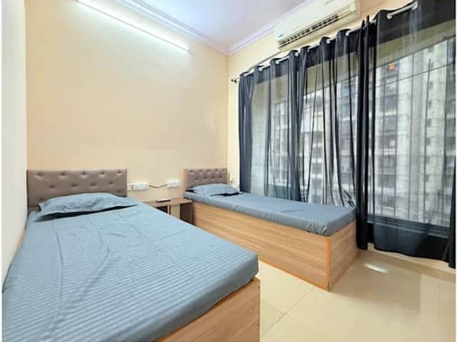 Fully Furnished Shared Flat In Mumbai | For Males — bedroom interior view