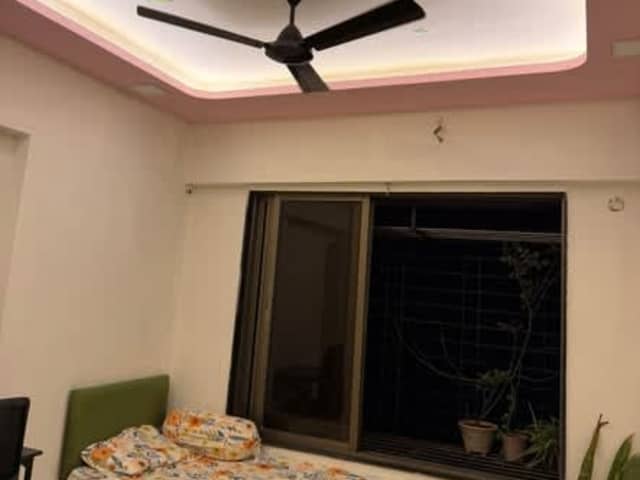 2BHK in Kandivali West for Female Flatmate — bedroom interior view