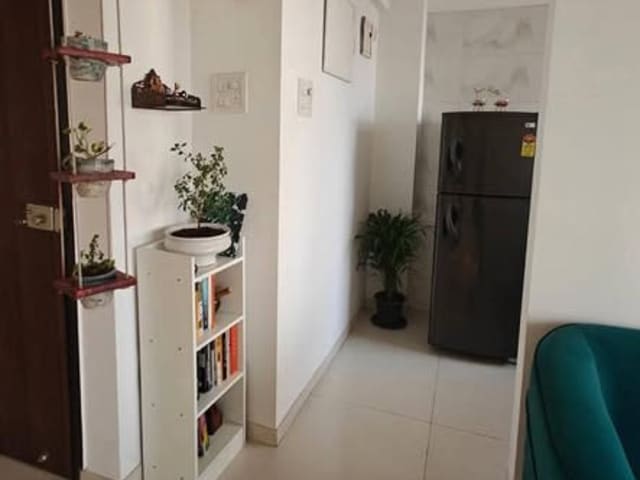 Single Occupancy in 2BHK, Goregaon West — bedroom interior view