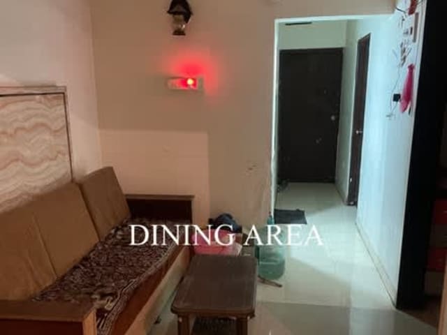 Single occupancy in Royal Palms, Aarey Colony — property photo 1 of 5