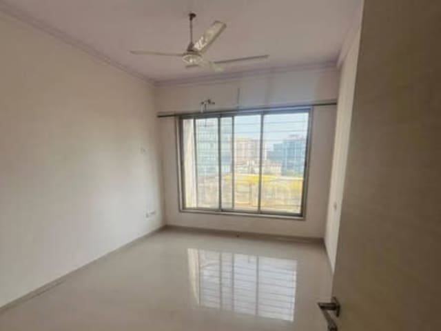 2 BHK Flat in Chembur East — living area and home amenities