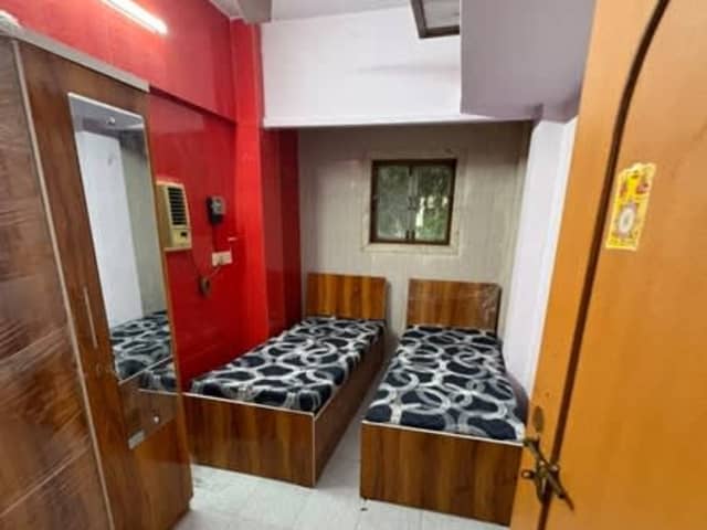 PG for men in Andheri East — property photo 1 of 5