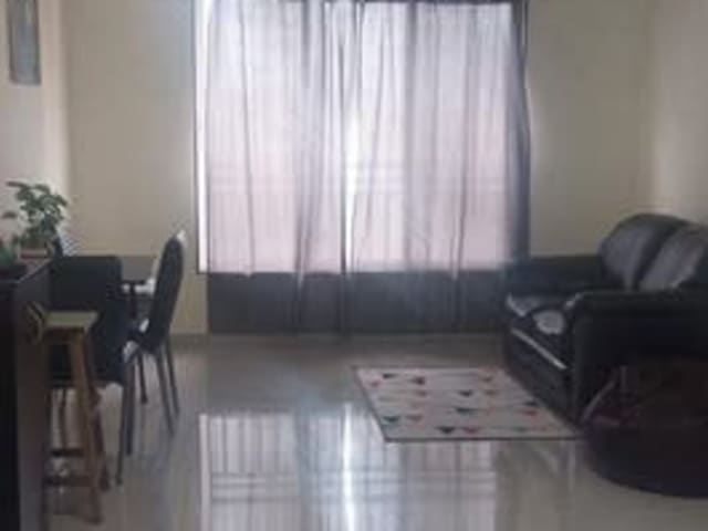 Fully Furnished Single Occupancy MasterBedroom for Females in 3BHK — property photo 1 of 4