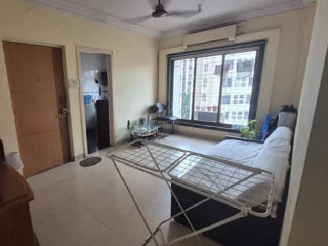 Single occupancy for girl in 2BHK furnished flat — property photo 1 of 5